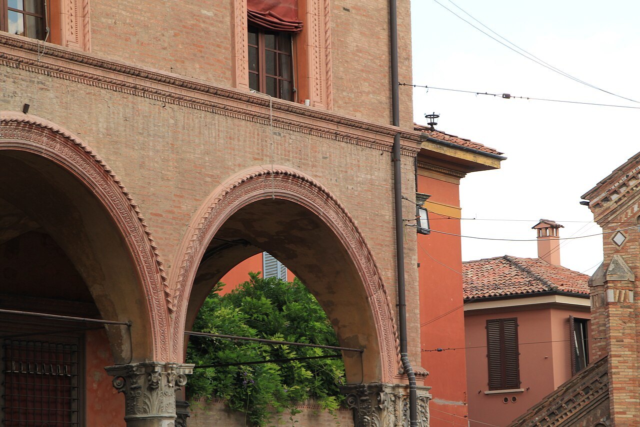 Vaults under a Bologna portico