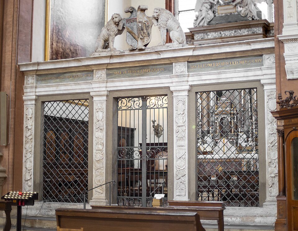 Transenna dell'ottava cappella della navata destra. San Petronio, Bologna